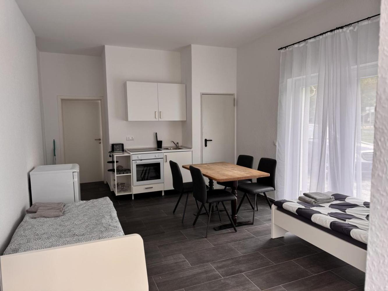 Cozy Apartment In Леверкузен Экстерьер фото
