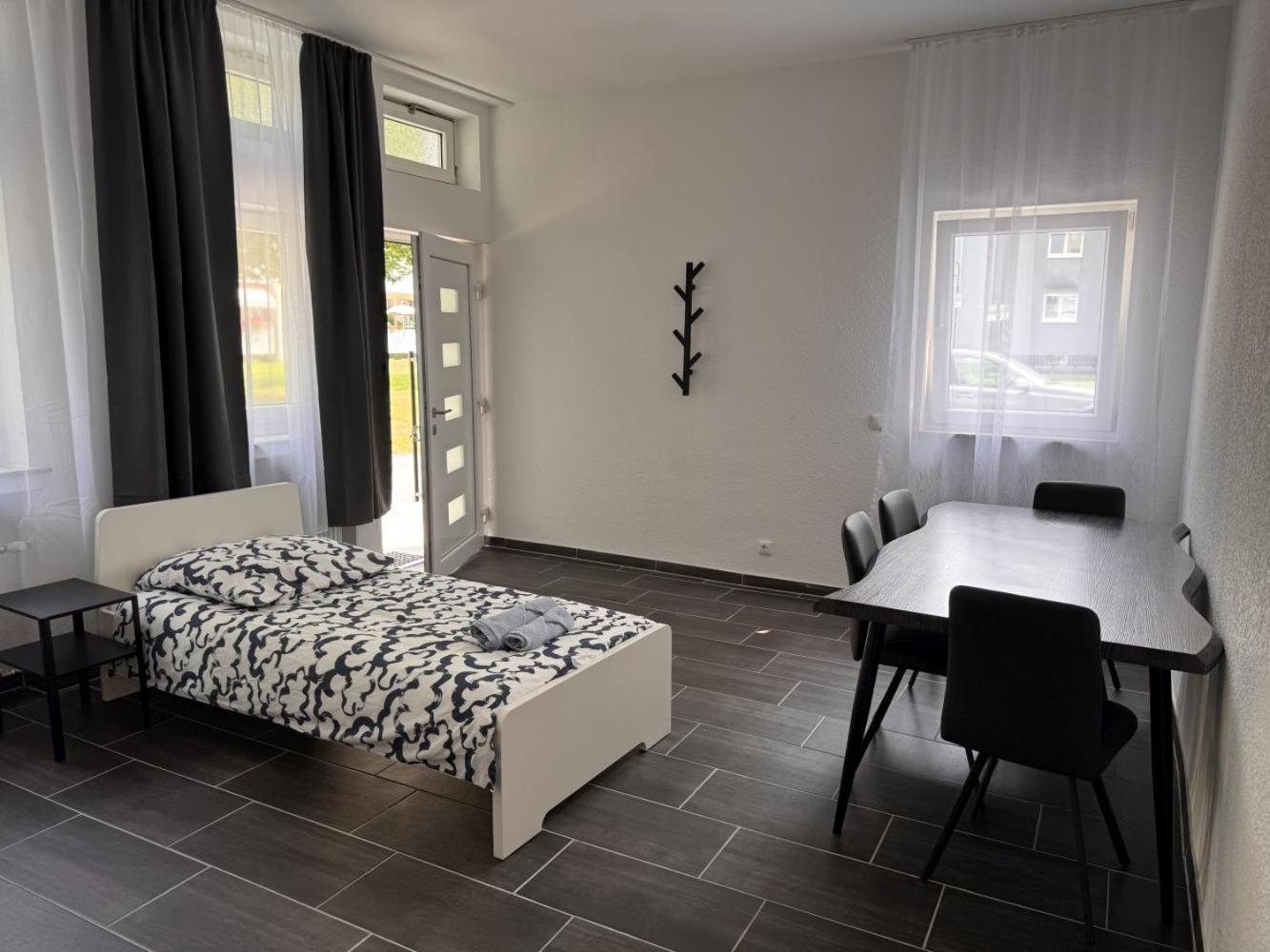 Cozy Apartment In Леверкузен Экстерьер фото