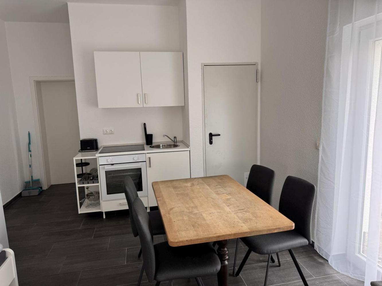 Cozy Apartment In Леверкузен Экстерьер фото